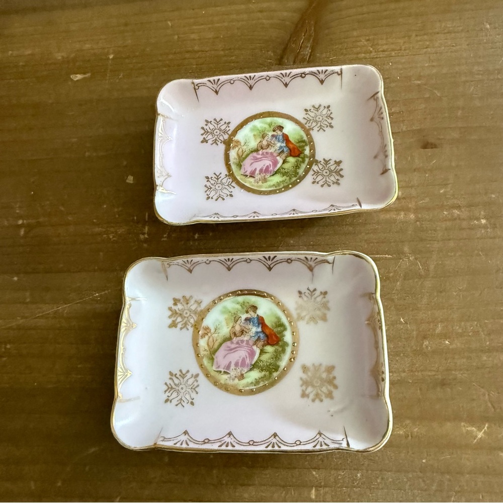 Vintage Trinket Dresser Dish Detailed Hand Painted Moriage Limoges Design Set